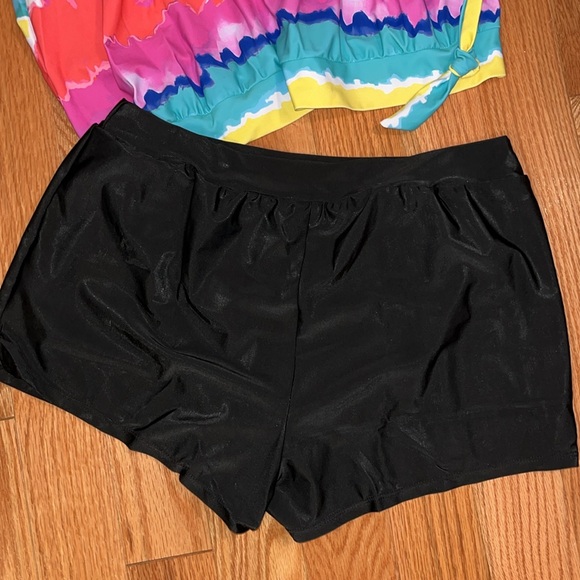 Bathing suit, two piece large - Picture 2 of 4